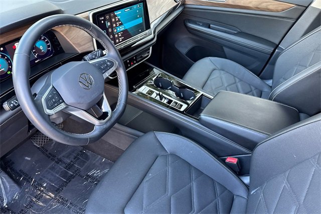 Used 2024 Volkswagen Atlas SE image 10