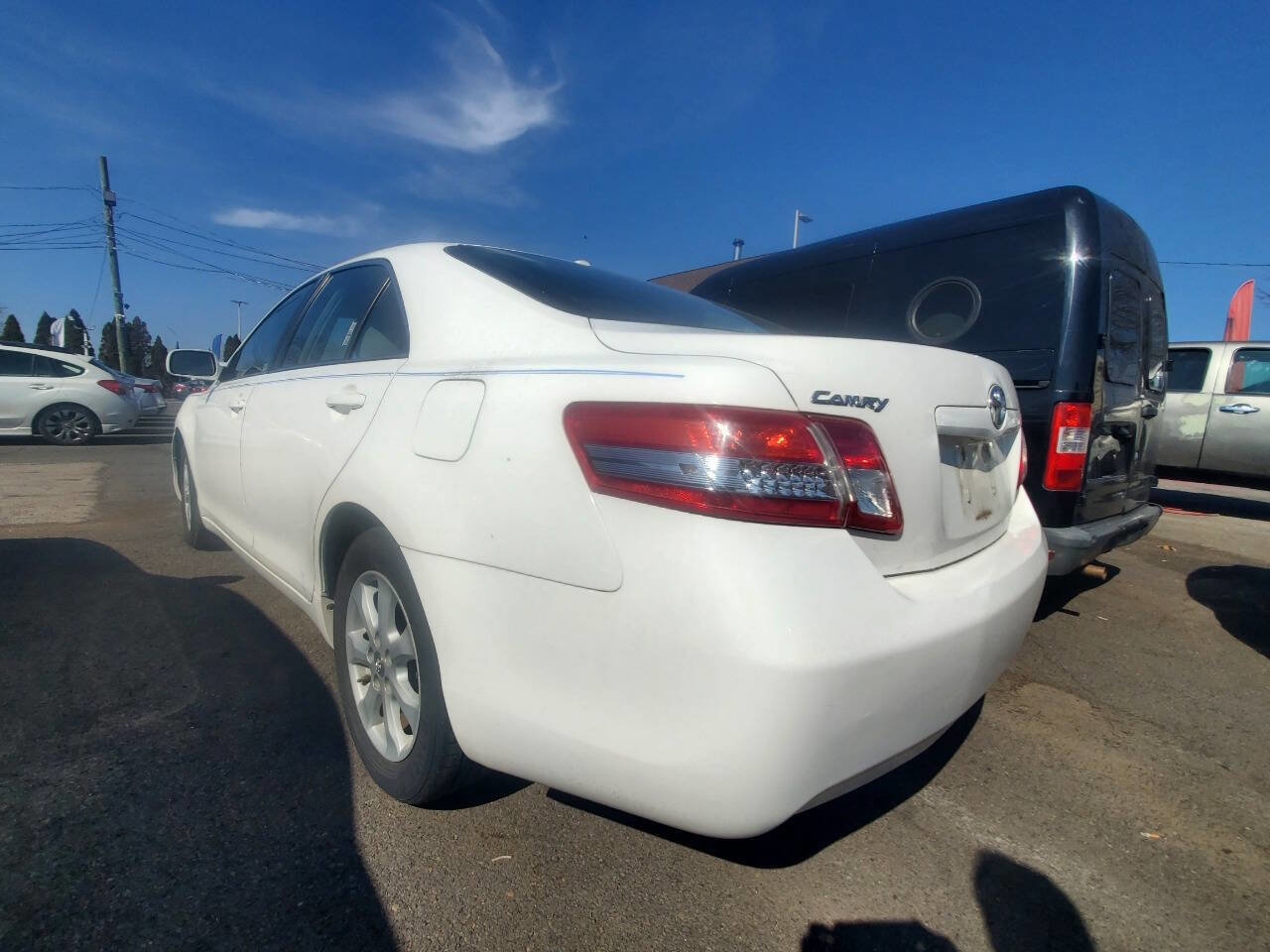 Used 2011 Toyota Camry LE w/ LE Extra-Value Pkg image 7