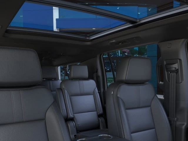 New 2026 Chevrolet Suburban RST AWD/4WD image 24