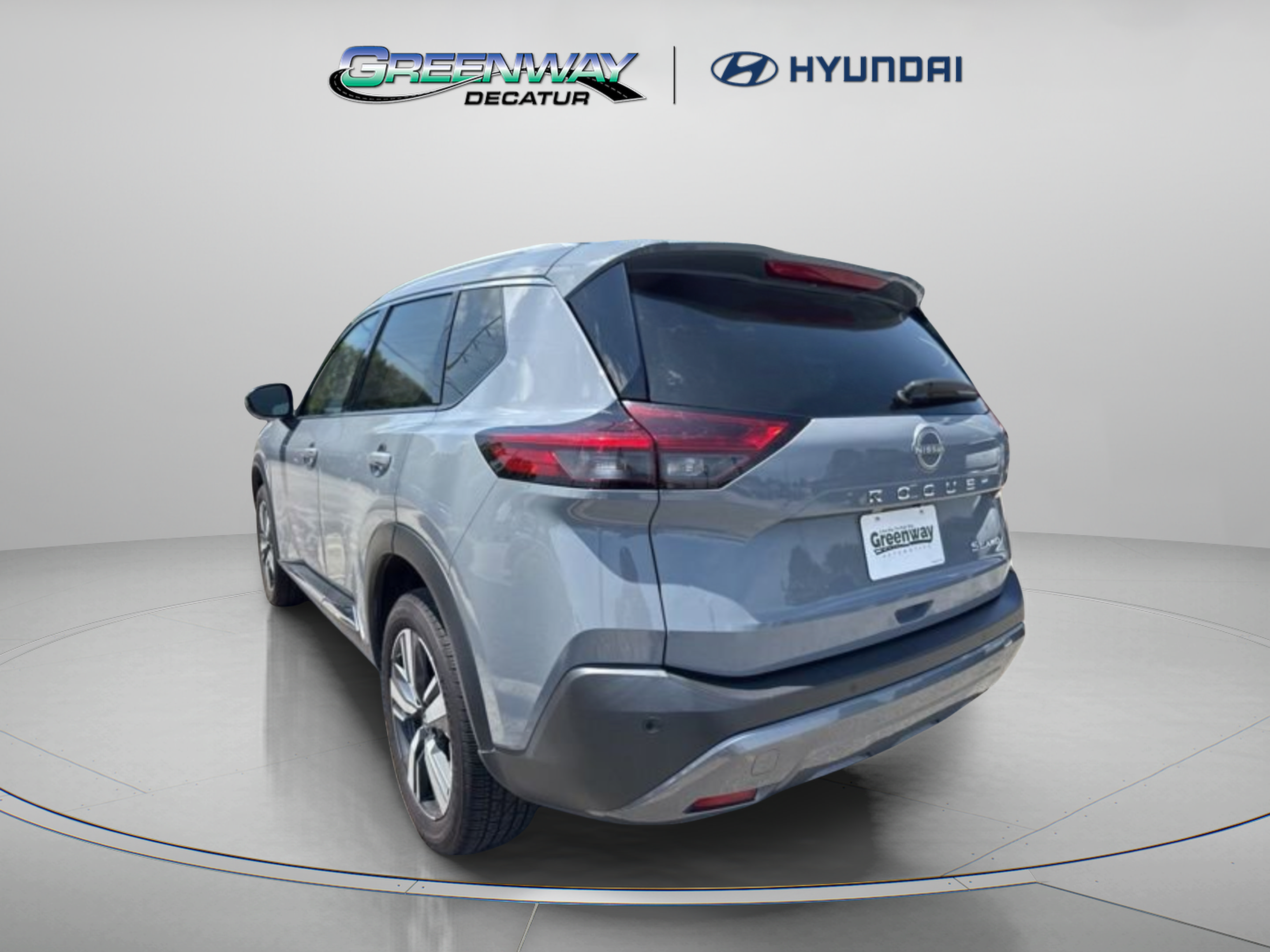 Used 2023 Nissan Rogue SL AWD/4WD image 6