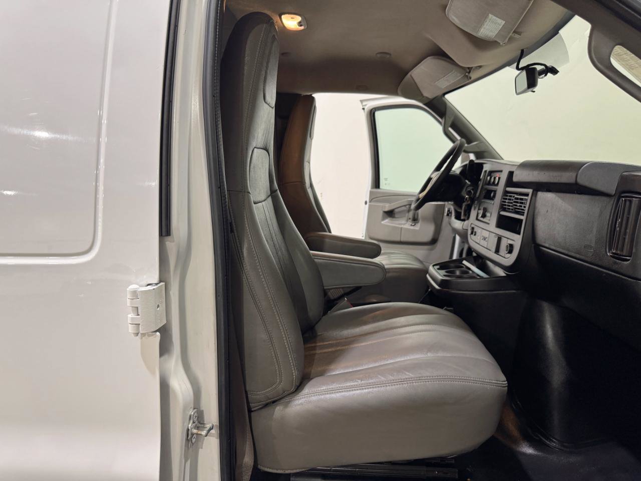 Used 2020 Chevrolet Express 2500 w/ Driver Convenience Package RWD image 12
