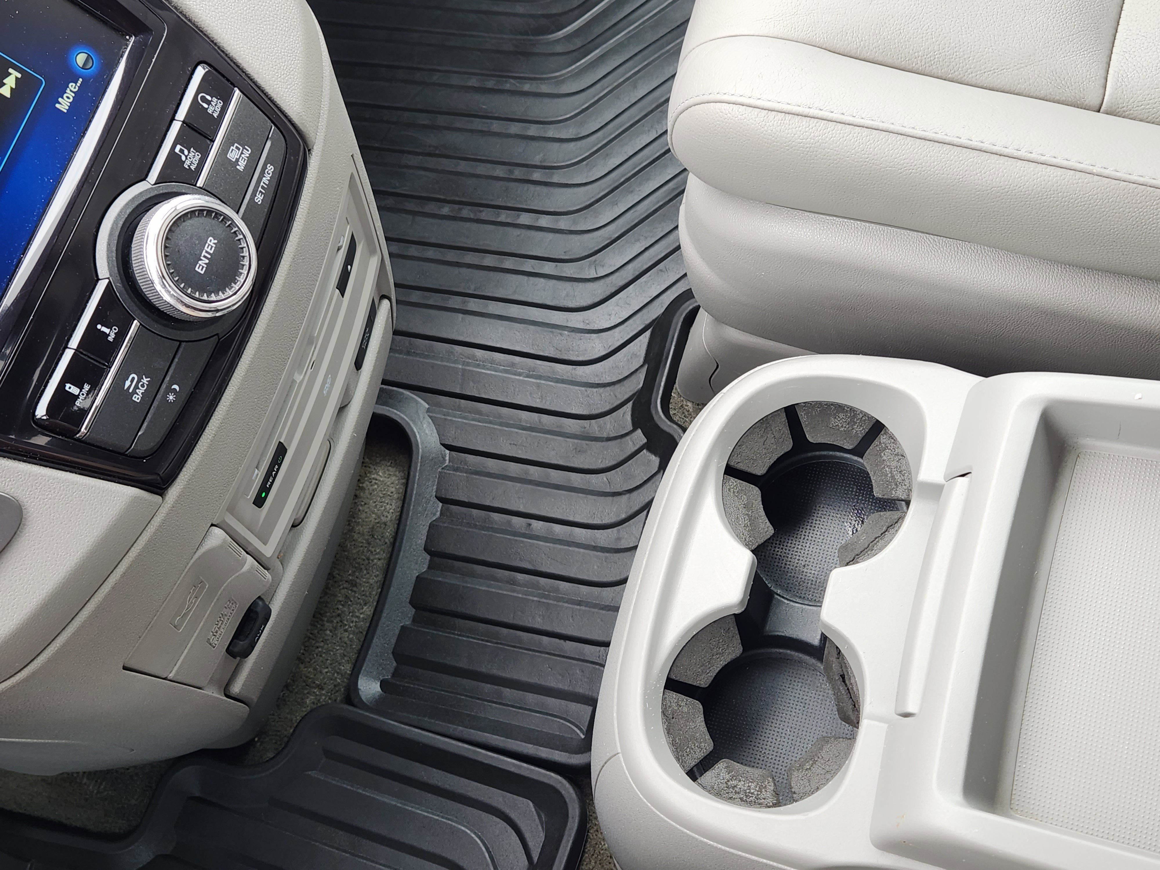 Used 2015 Honda Odyssey EX-L image 21