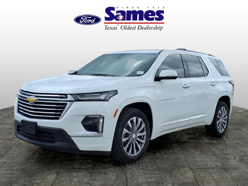 Used 2023 Chevrolet Traverse Premier FWD image 7