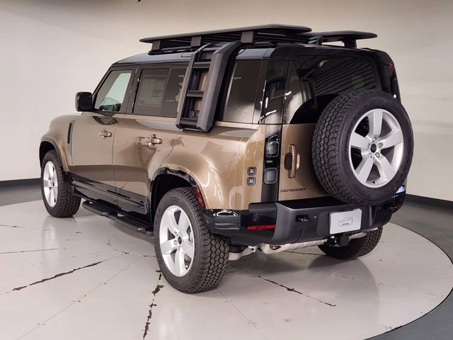 New 2026 Land Rover Defender 110 X-Dynamic SE image 6
