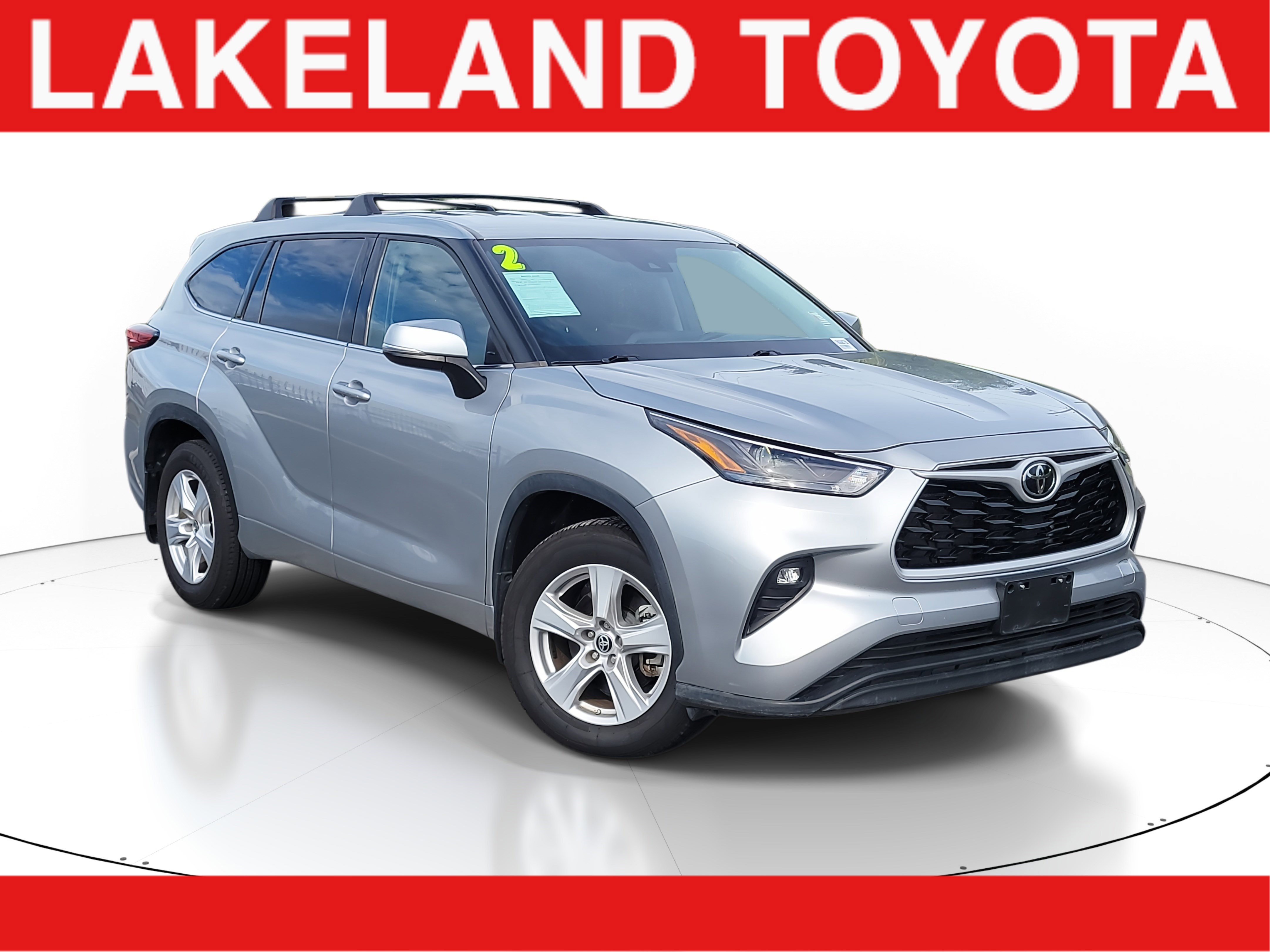Used 2022 Toyota Highlander LE