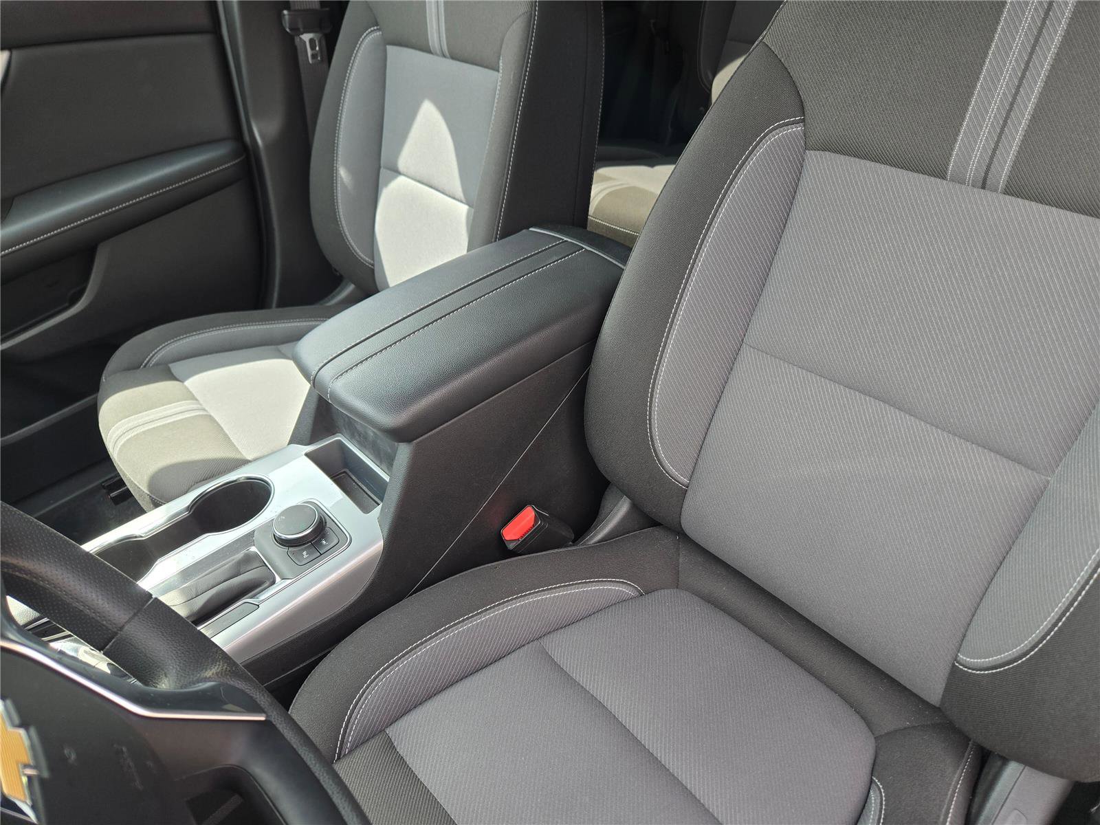 Used 2024 Chevrolet Blazer LT w/ Driver Confidence Package image 18