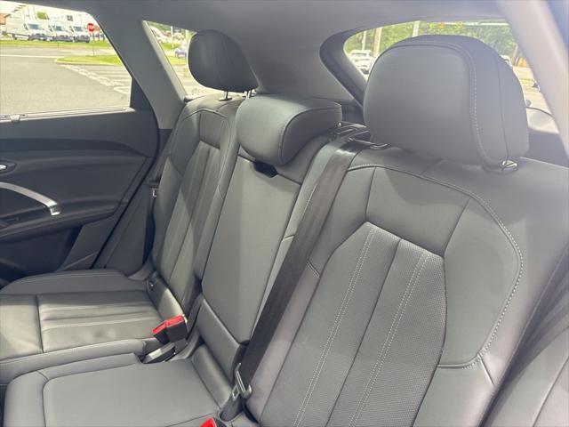 Used 2025 Audi Q5 Premium Plus w/ Premium Plus AWD/4WD image 18