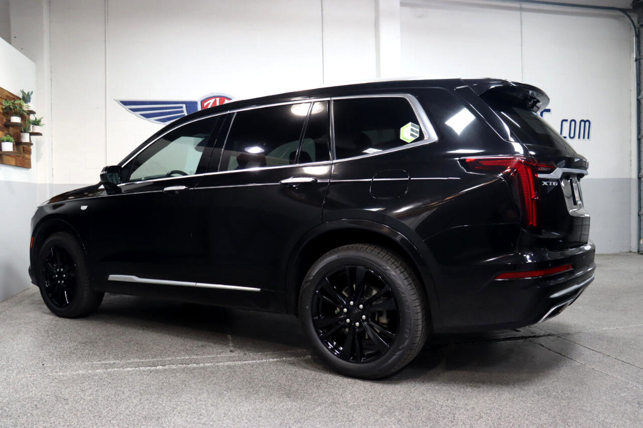 Used 2022 Cadillac XT6 Premium Luxury image 3