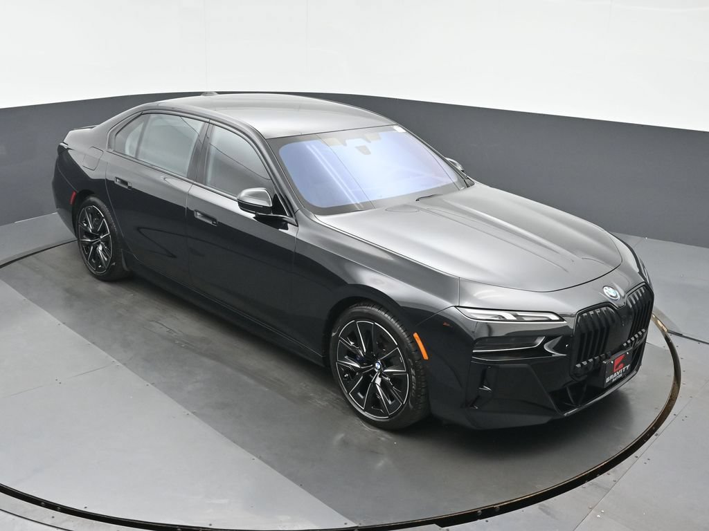 Used 2023 BMW i7 xDrive60 AWD/4WD image 35