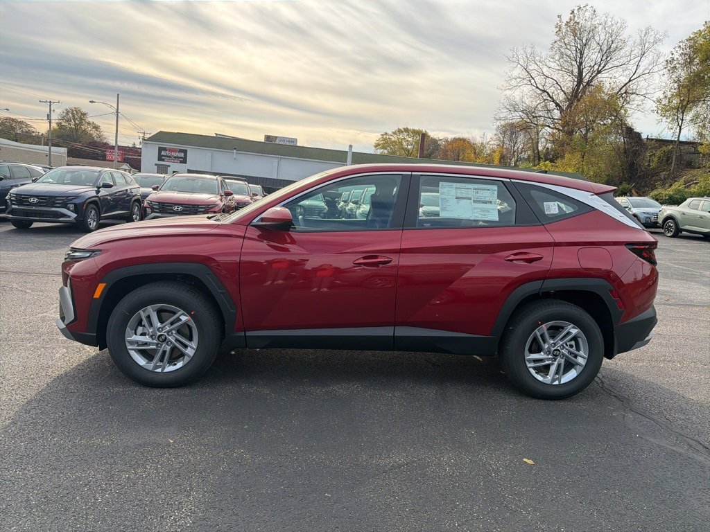 New 2026 Hyundai Tucson SE image 4