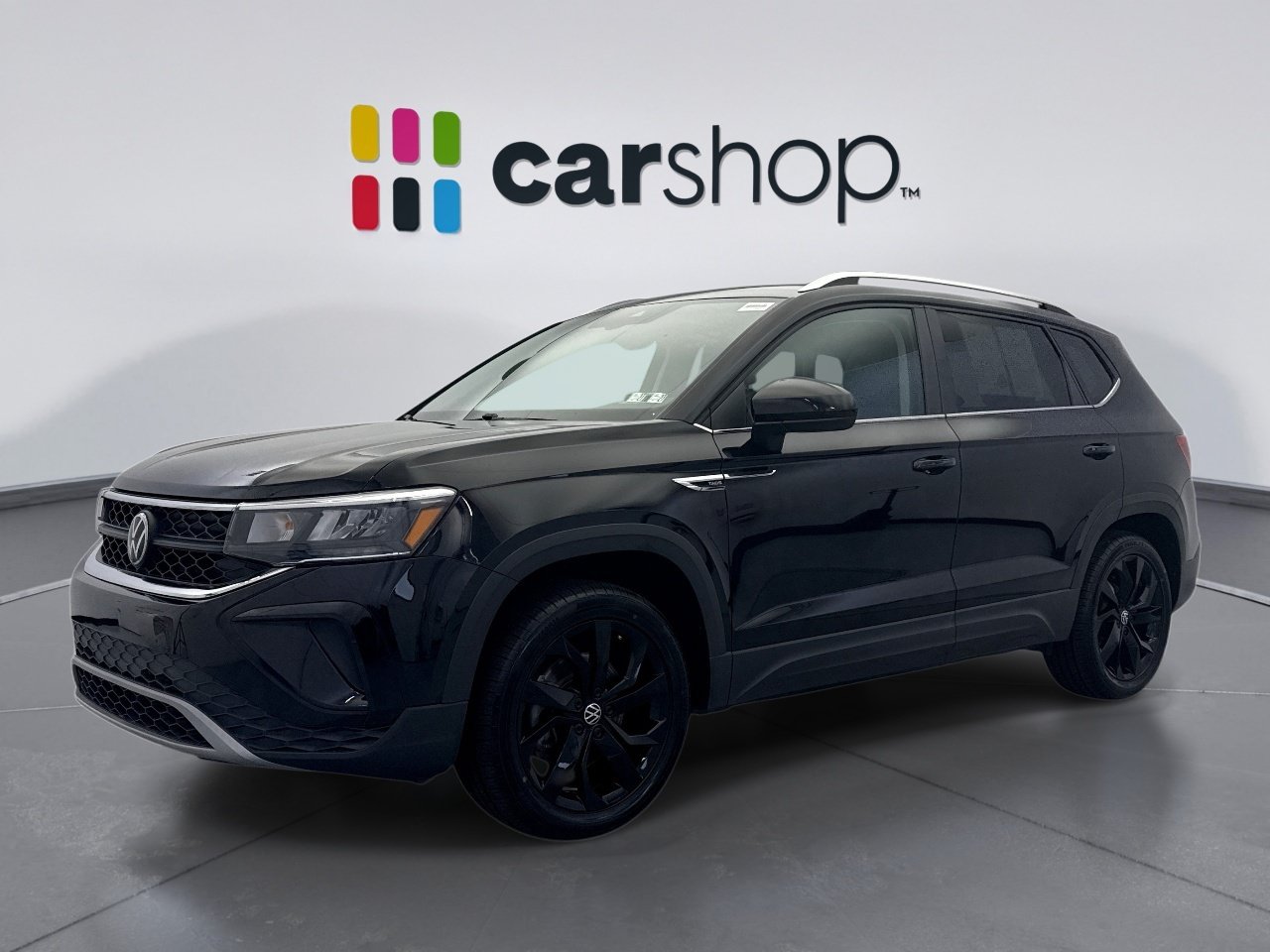 Used 2023 Volkswagen Taos SE w/ Panoramic Sunroof Package