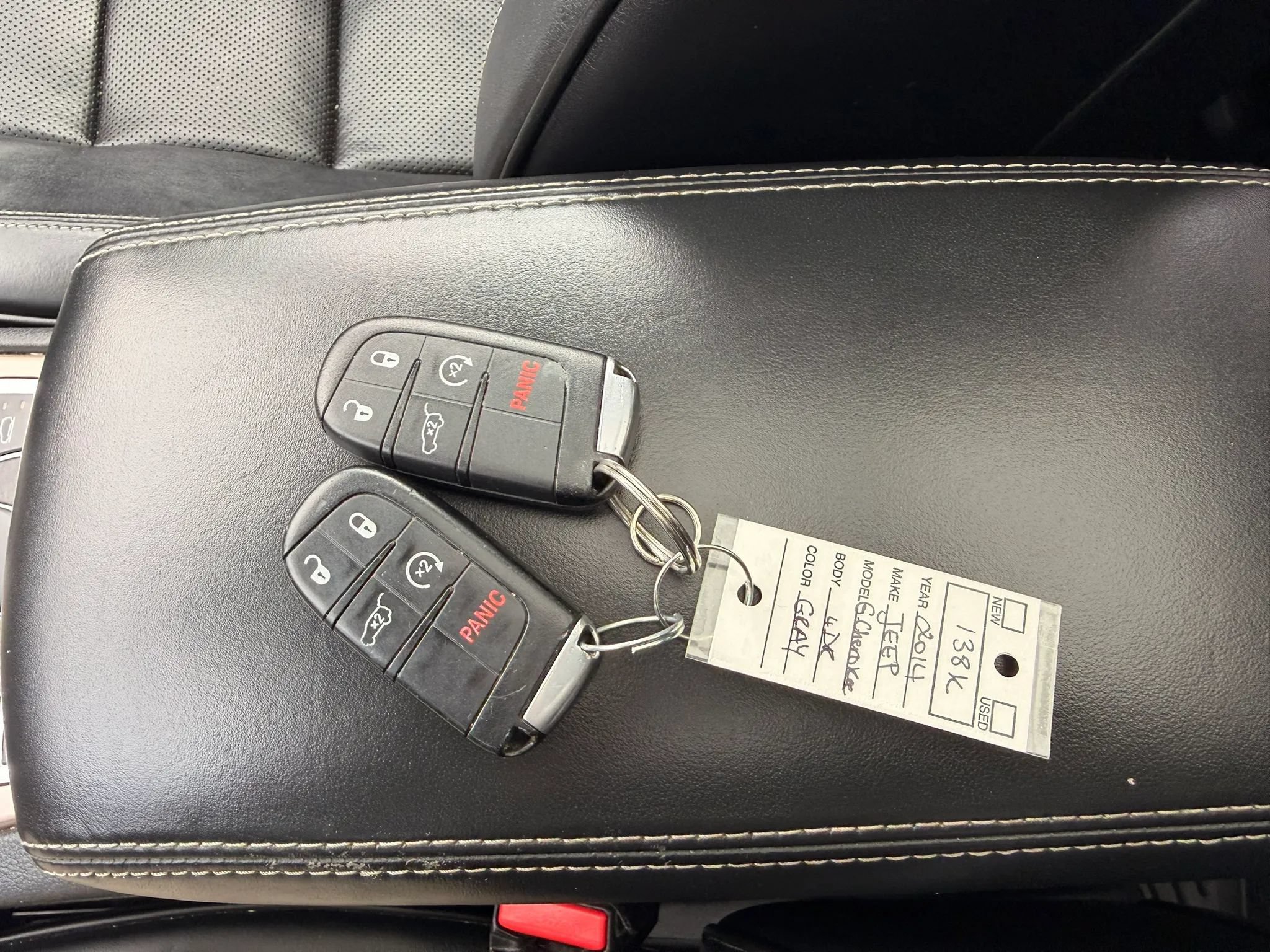 Used 2014 Jeep Grand Cherokee Overland AWD/4WD image 48