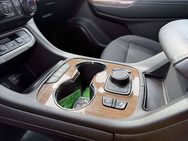 Used 2023 GMC Acadia SLE w/ Driver Convenience Package AWD/4WD image 30