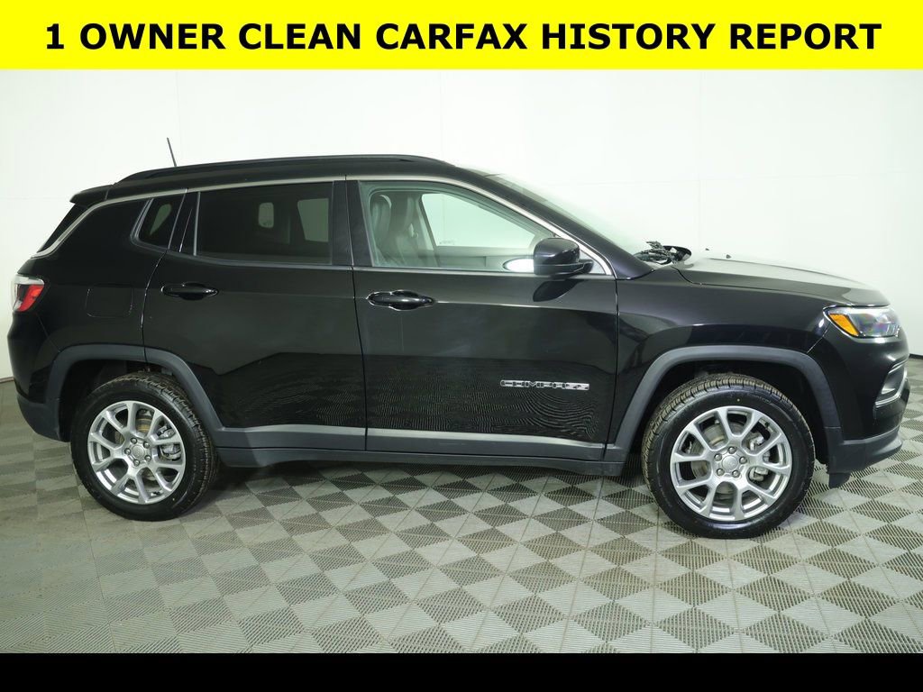 Used 2022 Jeep Compass Latitude image 4