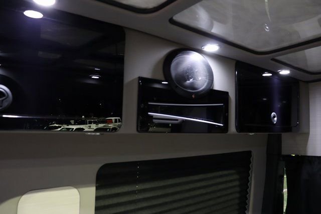 Used 2023 Mercedes-Benz Sprinter 2500 image 14