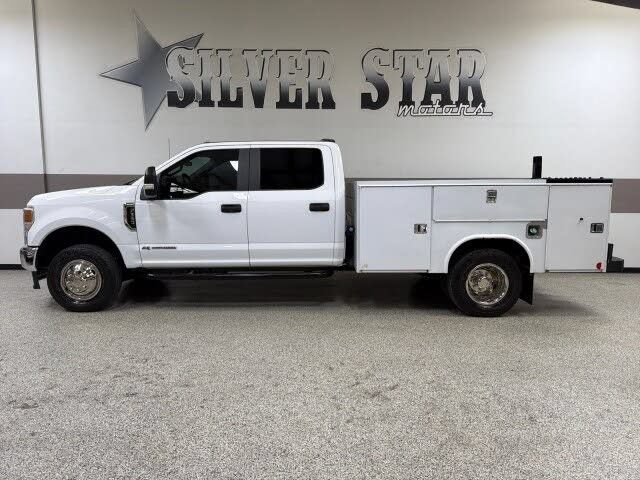 Used 2022 Ford F350 XL w/ Power Equipment Group AWD/4WD image 5