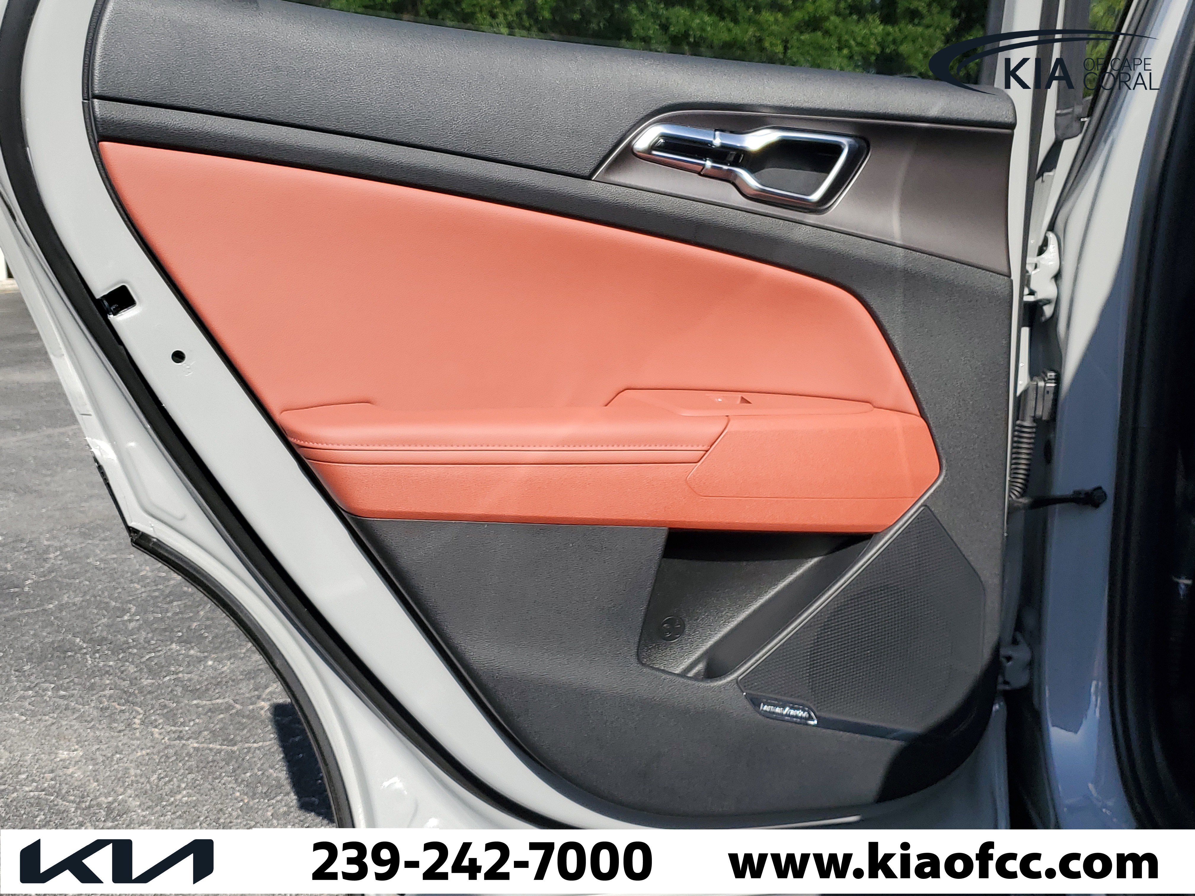 Certified 2026 Kia Sportage SX FWD image 12