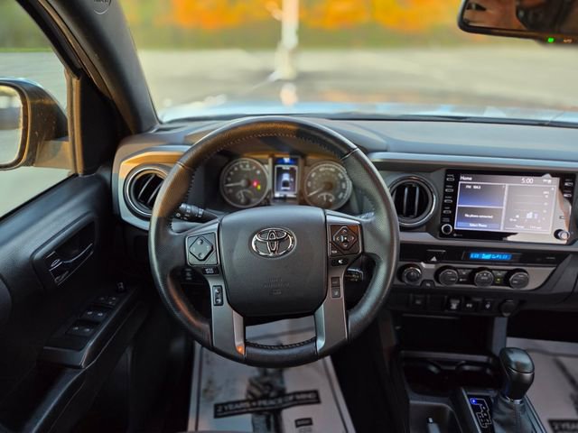 Used 2022 Toyota Tacoma TRD Off-Road image 21