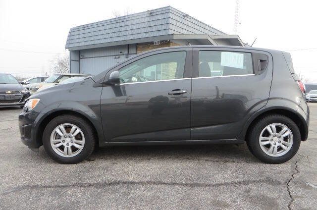 Used 2016 Chevrolet Sonic LT FWD image 9