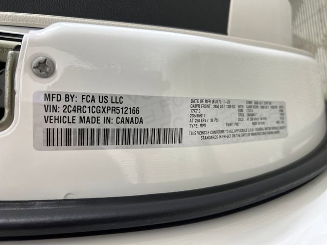 Used 2023 Chrysler Voyager LX image 28