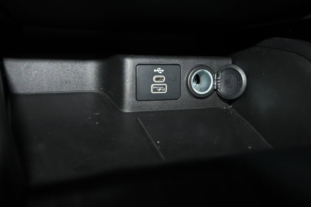 Used 2025 Ford Escape ST-Line w/ Equipment Group 301A image 19