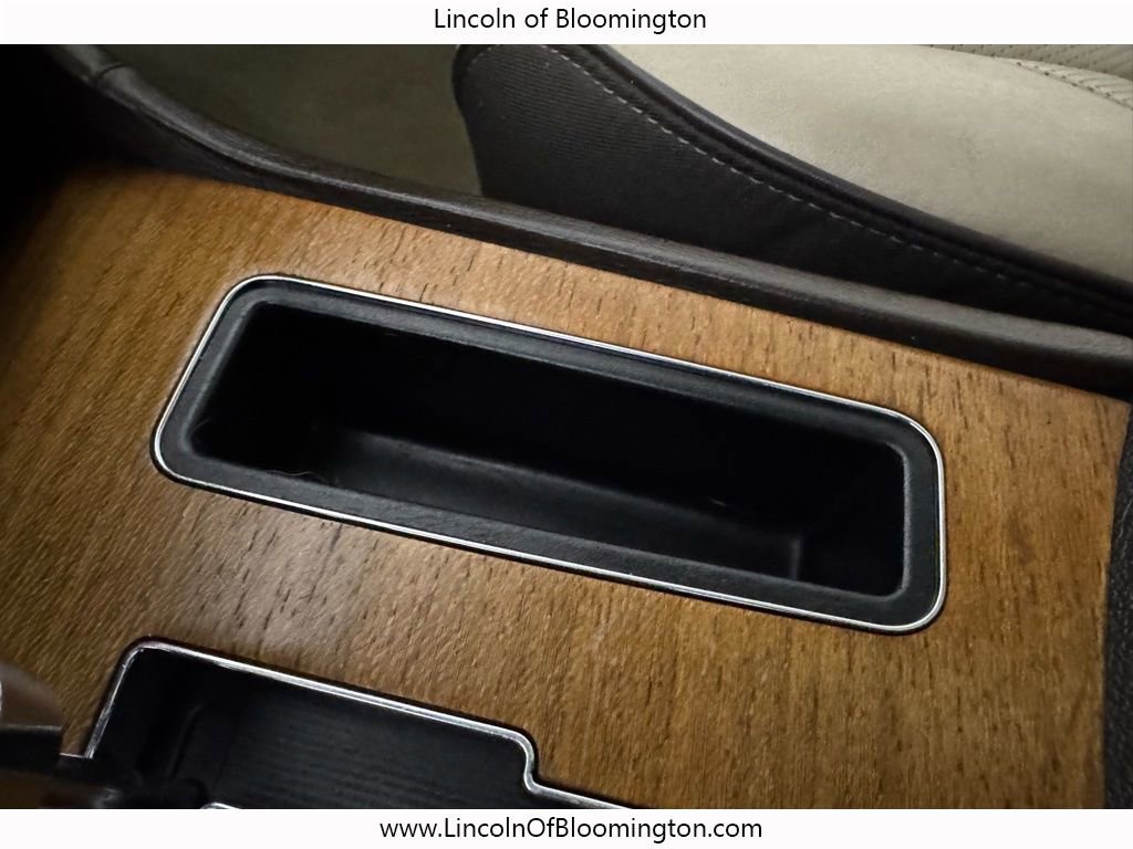 Used 2013 Chrysler 300 C Luxury Series w/ Harman Kardon Audio Group image 56