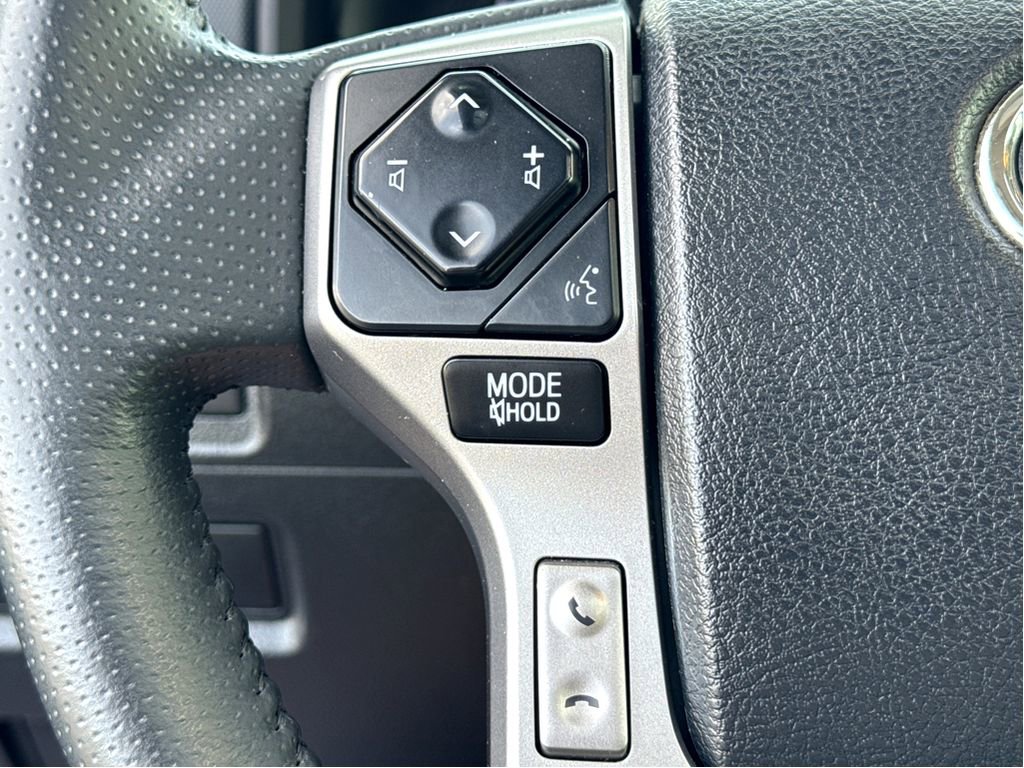 Used 2021 Toyota 4Runner SR5 Premium w/ Moonroof Package AWD/4WD image 15
