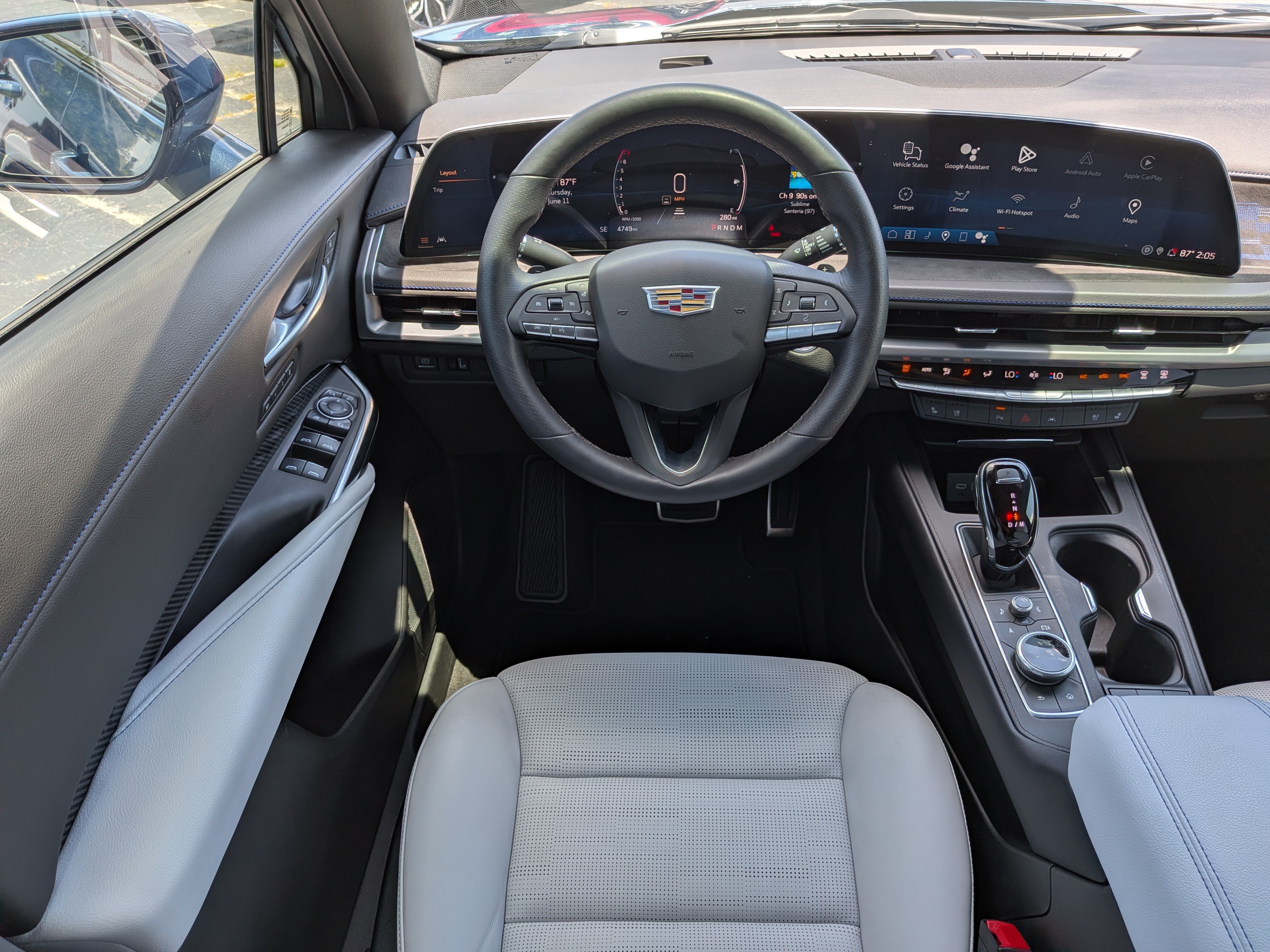 Certified 2024 Cadillac XT4 Sport FWD image 14