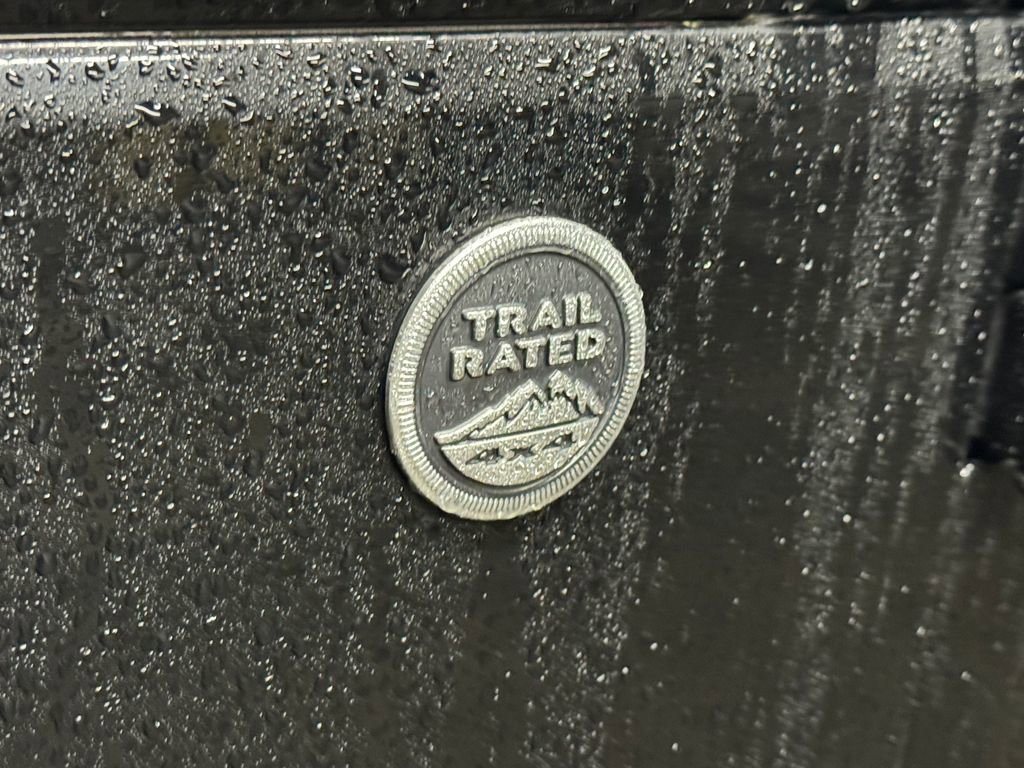 Used 2015 Jeep Wrangler Unlimited Sport image 21