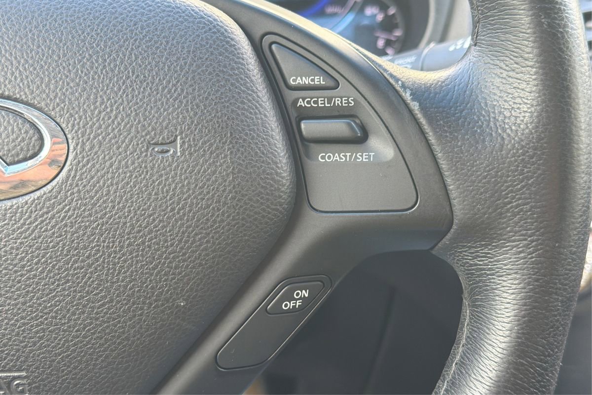 Used 2015 INFINITI QX50 AWD image 35