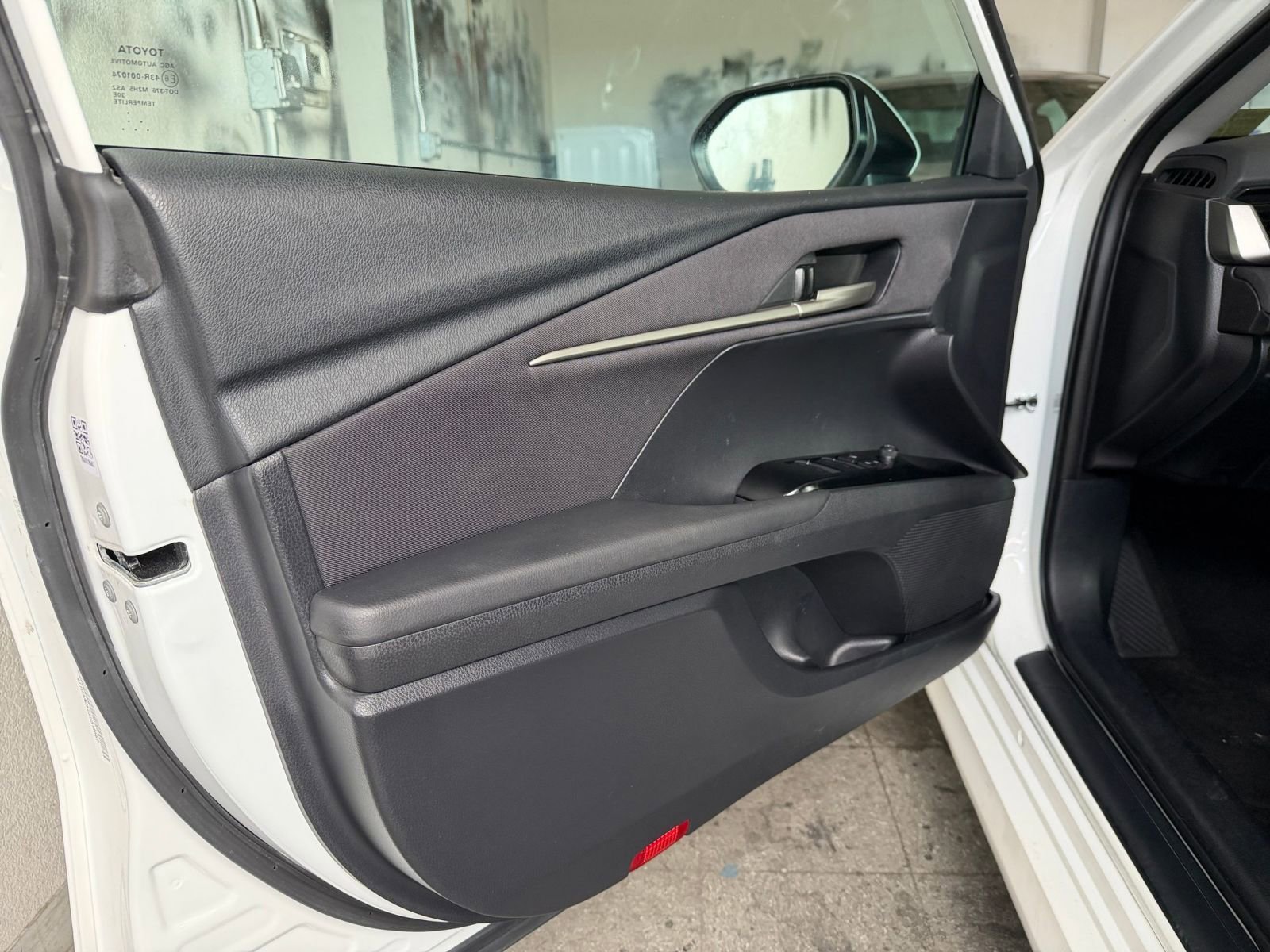 Used 2025 Toyota Camry LE image 20