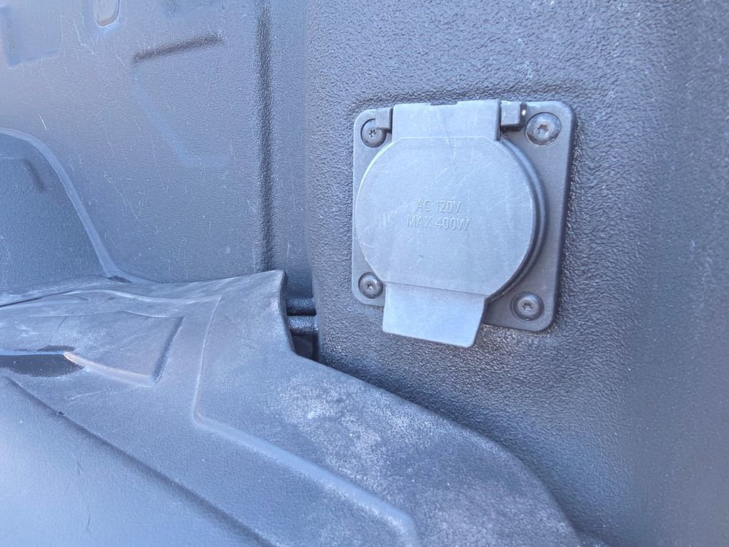 Used 2022 Chevrolet Silverado 2500 High Country image 12