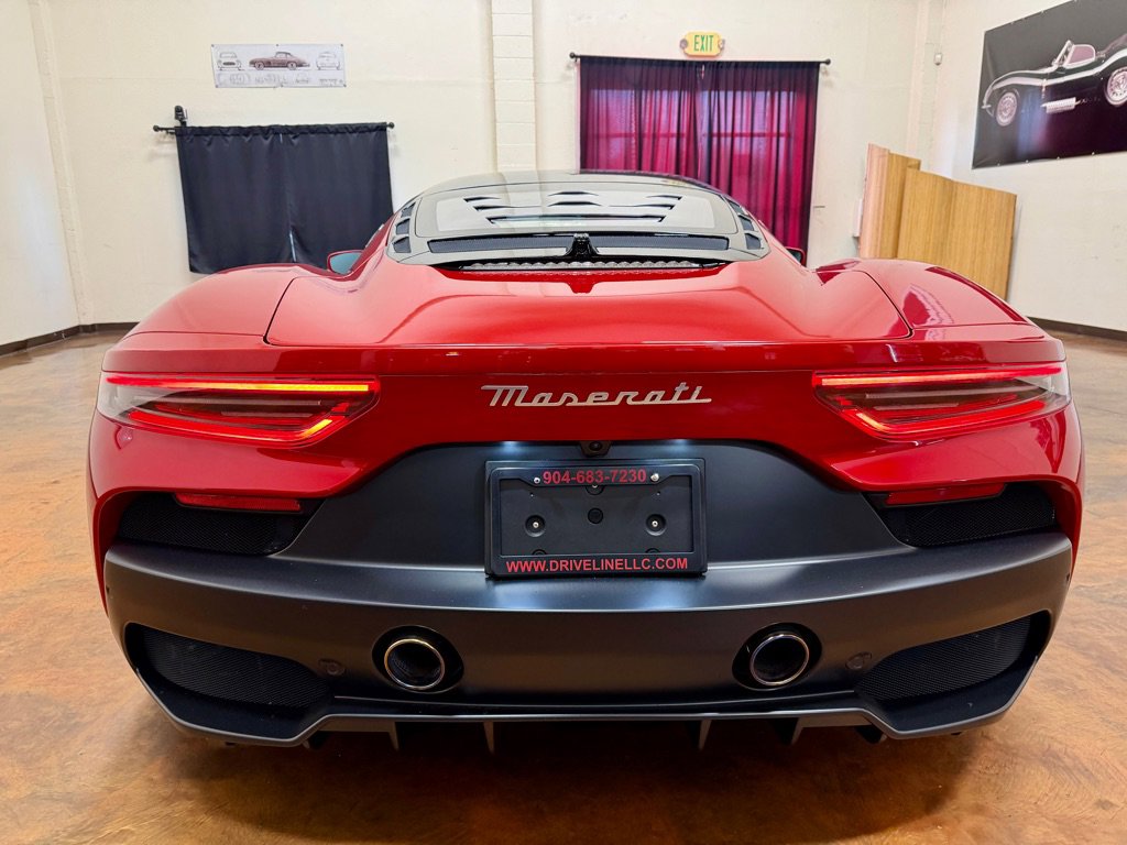 Used 2022 Maserati MC20 Coupe RWD image 10