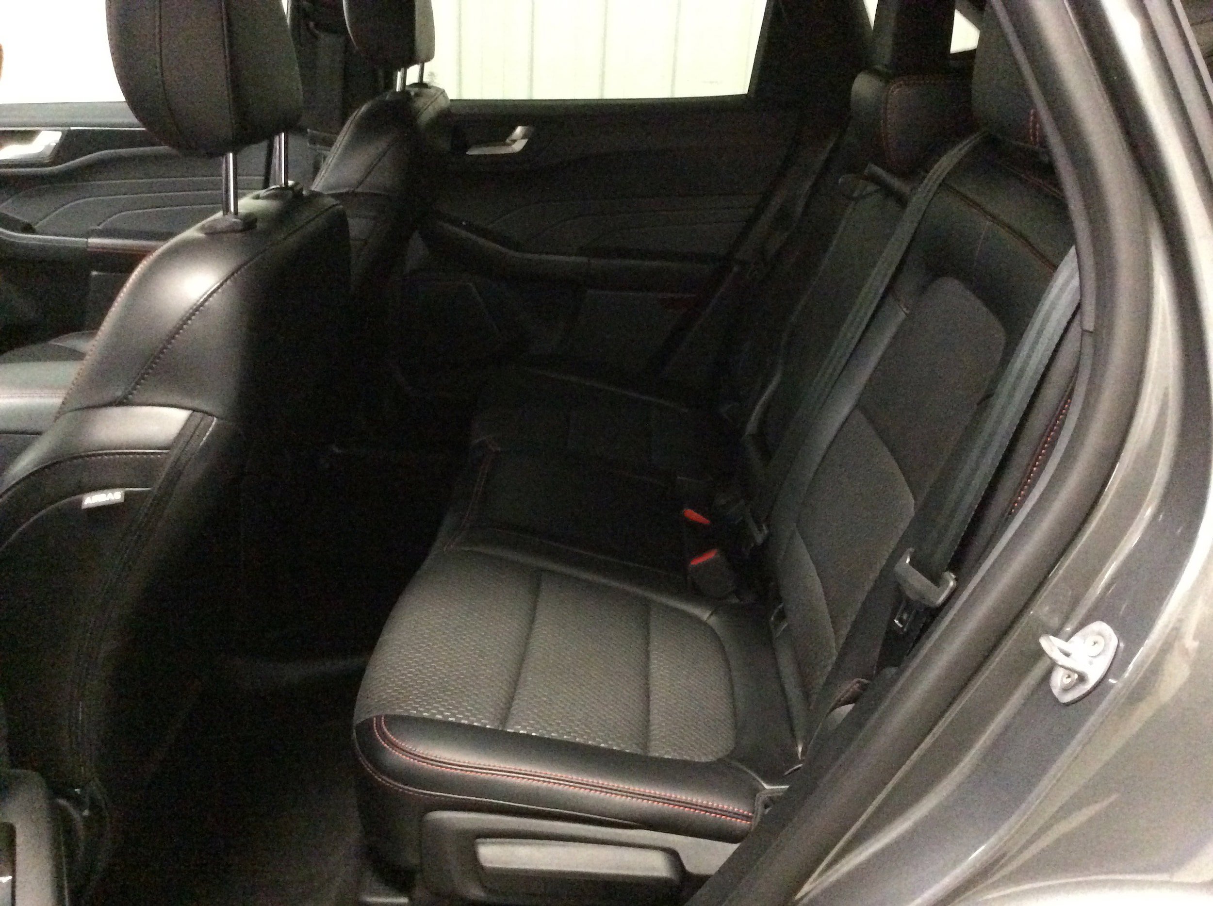 Used 2023 Ford Escape ST-Line w/ Tech Pack #1 AWD/4WD image 31