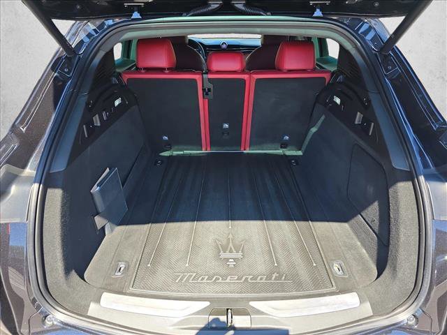 Used 2023 Maserati Grecale Modena AWD/4WD image 12