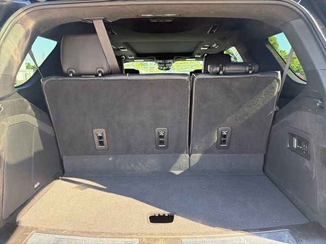 Used 2023 Cadillac Escalade Sport Platinum w/ LPO, ONYX Package image 30