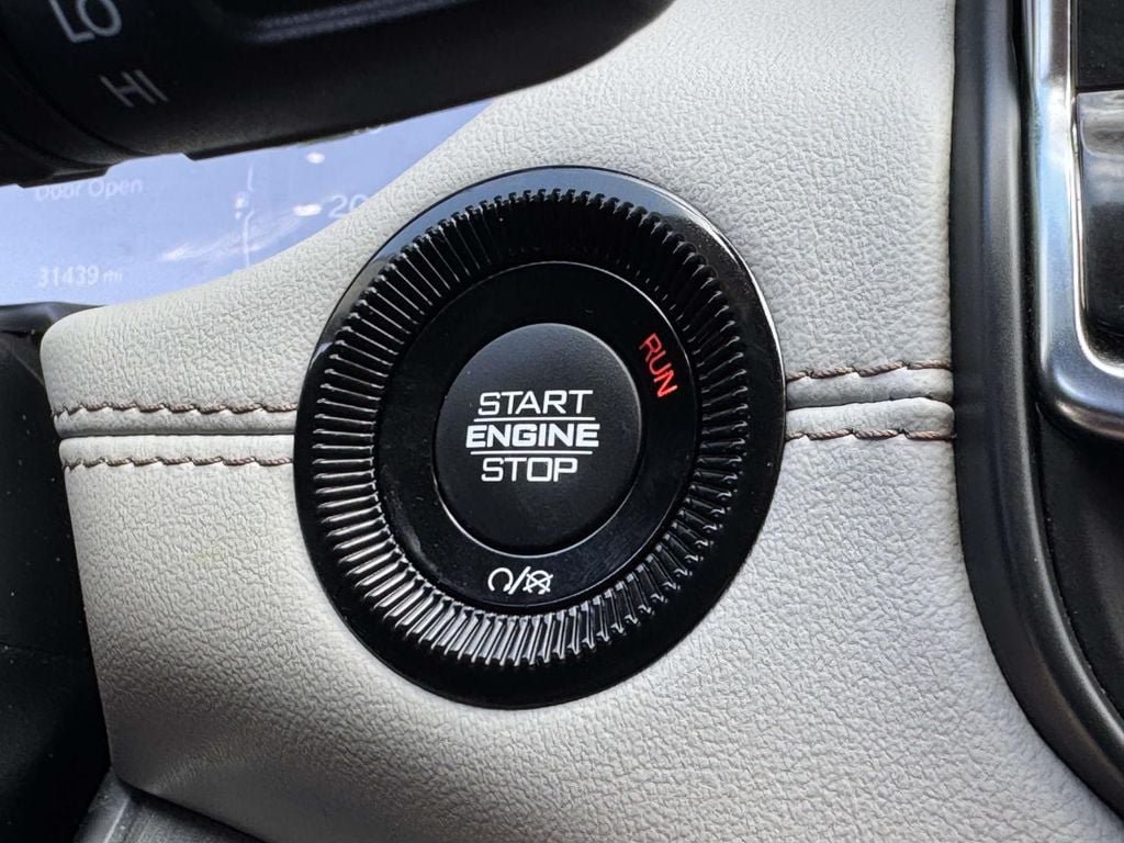 Used 2022 Jeep Compass Limited AWD/4WD image 8