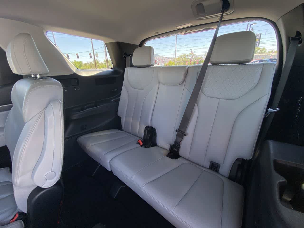 Used 2020 Hyundai Palisade SEL w/ Winter Weather Package AWD/4WD image 24