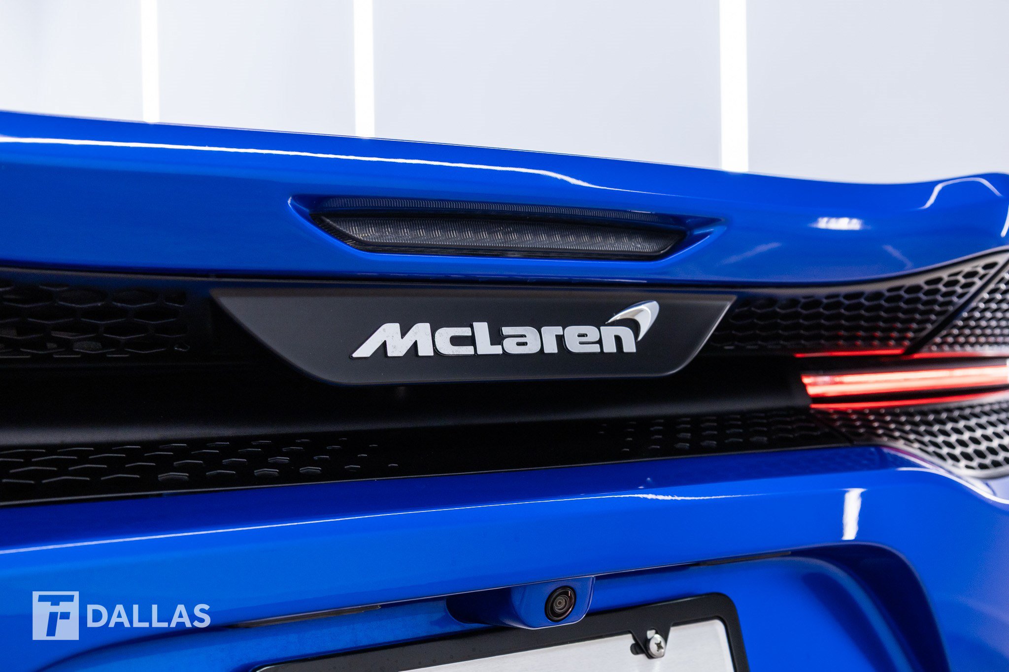 Used 2023 McLaren GT RWD image 10