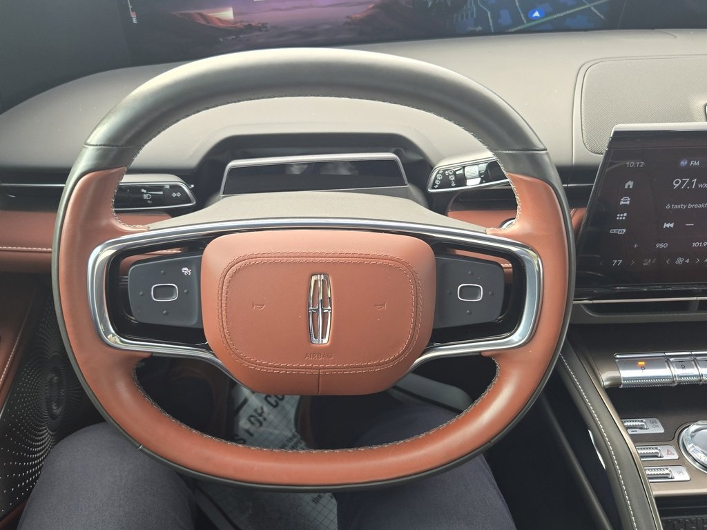 Certified 2024 Lincoln Nautilus Black Label image 14