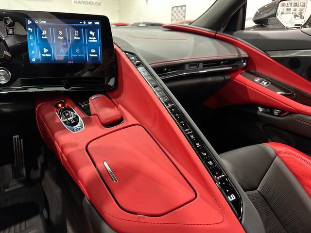 Used 2024 Chevrolet Corvette Stingray Preferred Cpe w/ Z51 Performance Package image 16