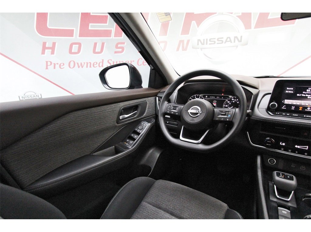 Certified 2023 Nissan Rogue SV image 6