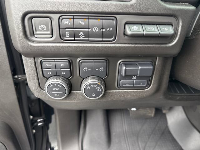 Used 2021 Chevrolet Suburban High Country AWD/4WD image 22