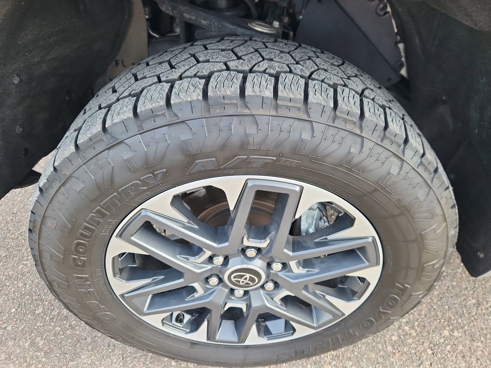 Used 2023 Toyota Tundra Limited image 17