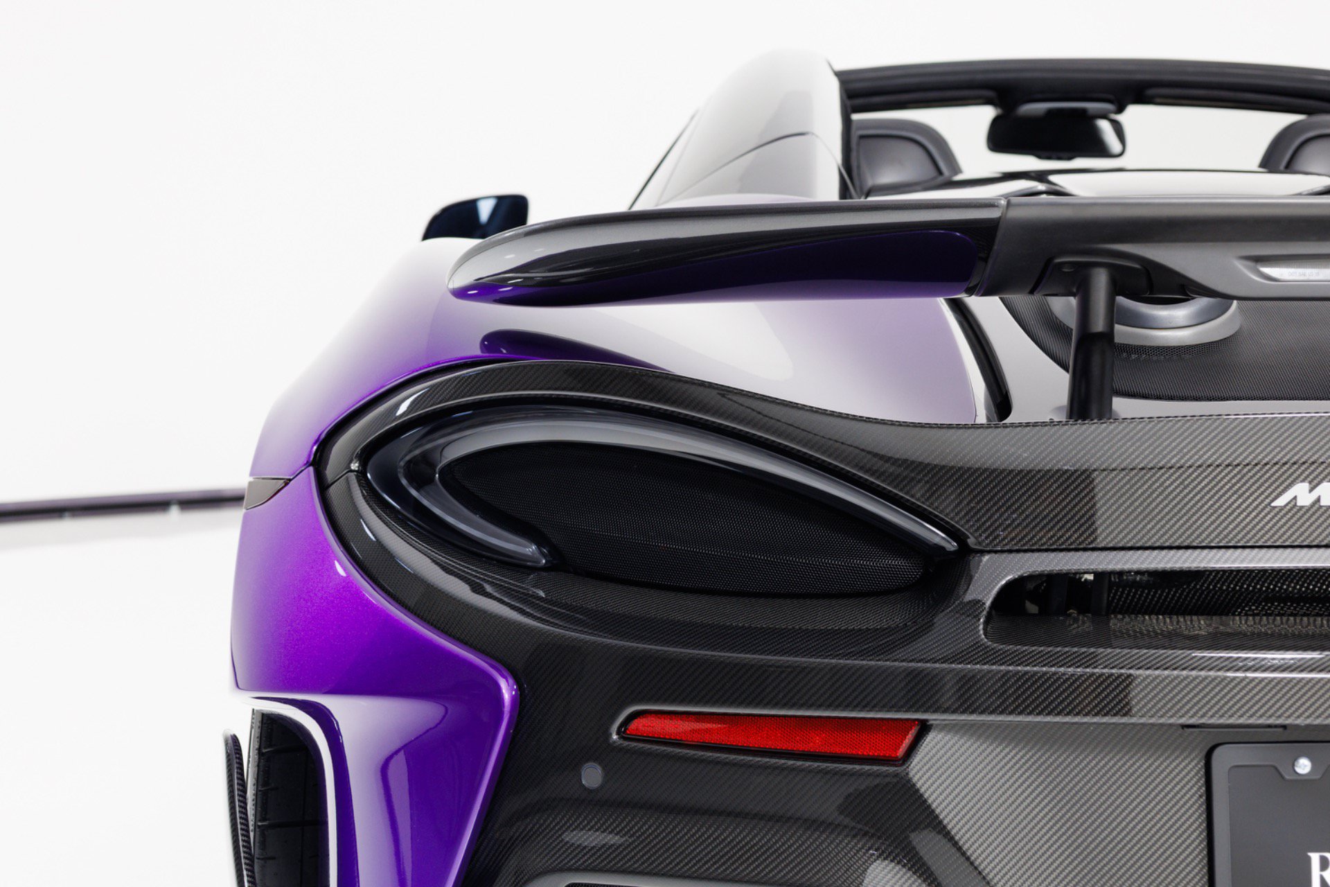Used 2020 McLaren 600LT Spider RWD image 81