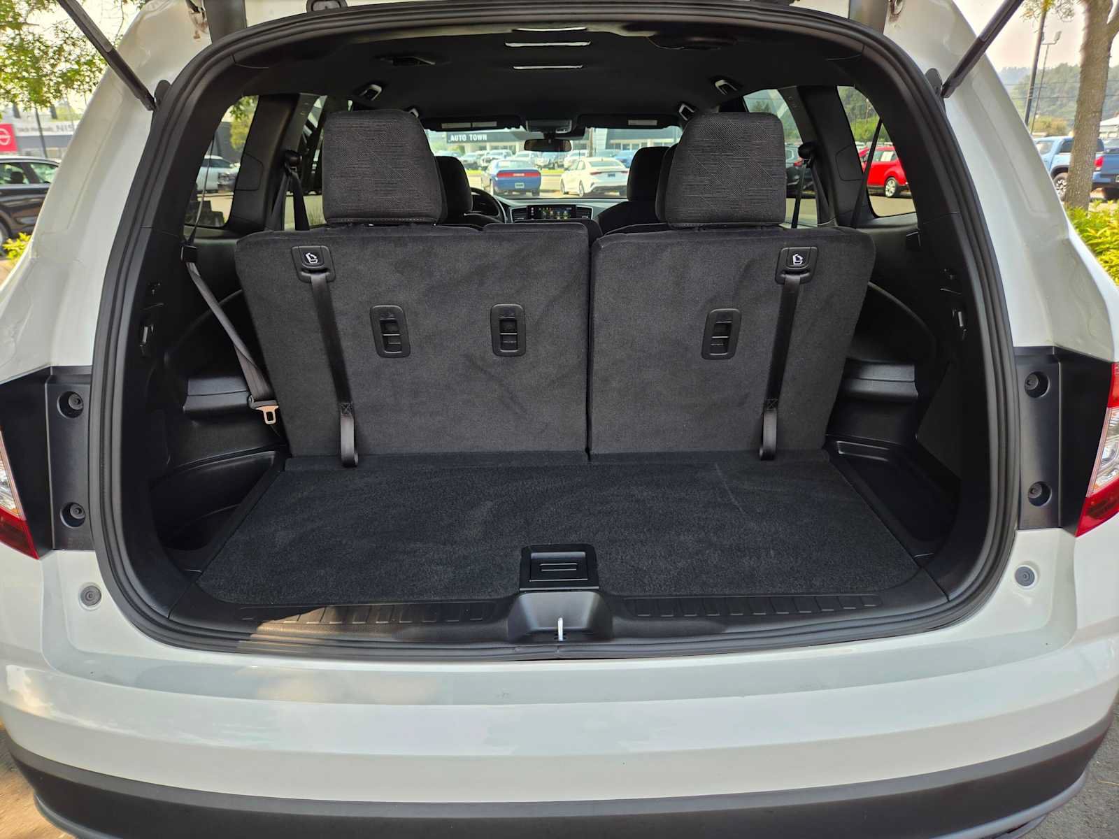 Used 2022 Honda Pilot Sport image 13