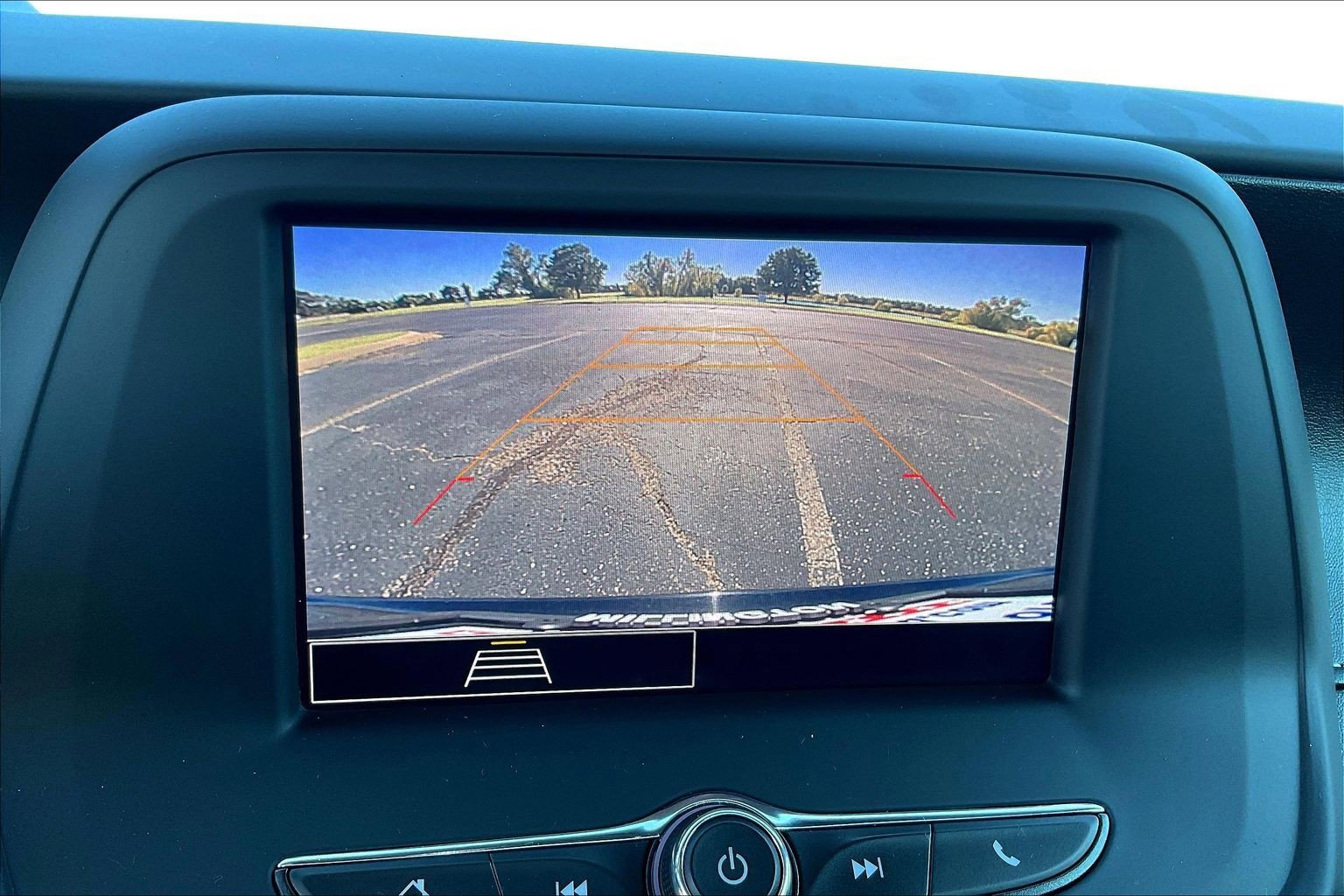 Used 2021 Chevrolet Camaro LS image 25