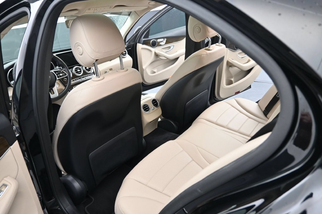 Used 2019 Mercedes-Benz C 300 Sedan image 21