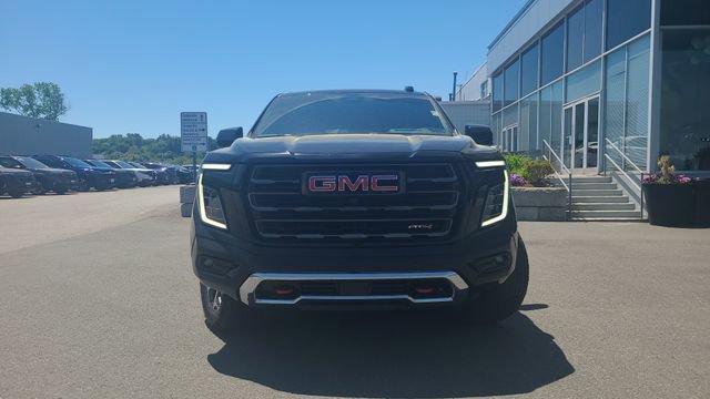 Used 2025 GMC Yukon AT4 Ultimate AWD/4WD image 2