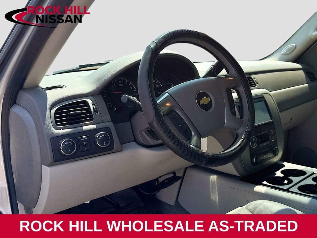 Used 2011 Chevrolet Avalanche LT AWD/4WD image 28